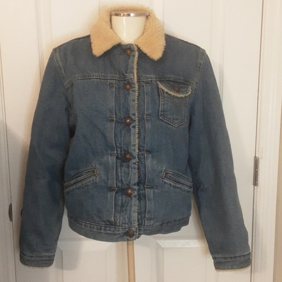 Vintage Levi's Sherpa Trucker Style Denim Jacket Comfy Warm Classic Size L JR - Picture 2 of 15